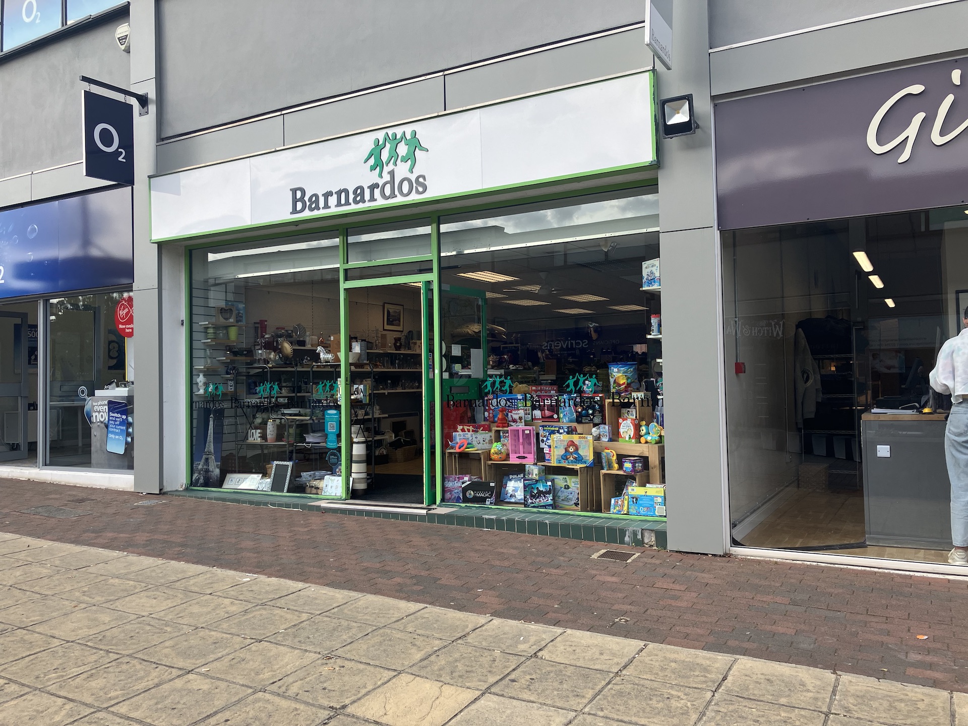 Barnados waterlooville shop front